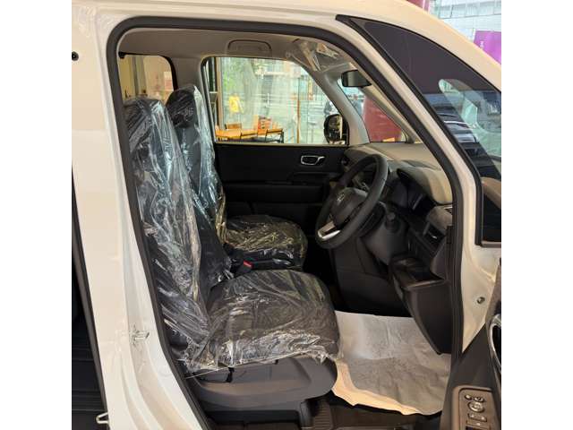 ホンダ ステップワゴン　ハイブリッド ２．０ Ｅ：ＨＥＶ エアー ＥＸ ３０周年特別仕様車 R8年 (近畿) 99