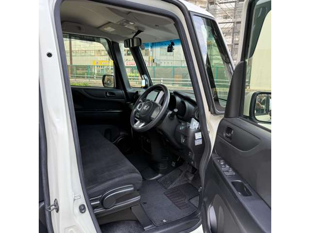 ホンダ Ｎ　ＢＯＸ ６６０ Ｇ ＳＳパッケージ H29年 (近畿) 99
