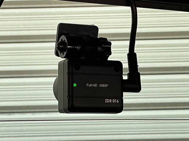 ホンダ Ｎ　ＢＯＸ カスタム ６６０ Ｌ ターボ スタイルプラス ブラック R4年 (近畿) 99