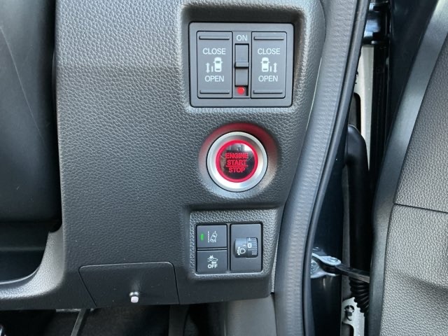 ホンダ Ｎ　ＢＯＸ カスタム ６６０ Ｌ ターボ スタイルプラス ブラック R4年 (近畿) 99