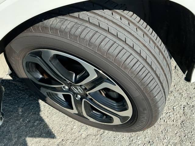 ホンダ ヴェゼル １．５ ハイブリッド Ｚ H26年 (近畿) 99