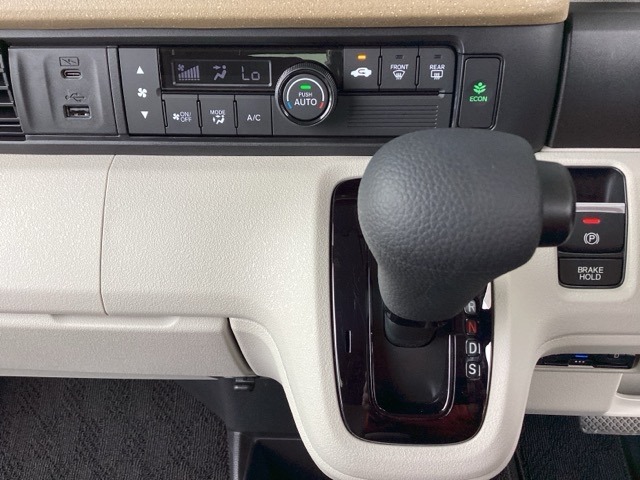 ホンダ Ｎ　ＢＯＸ ６６０ R5年 (近畿) 99