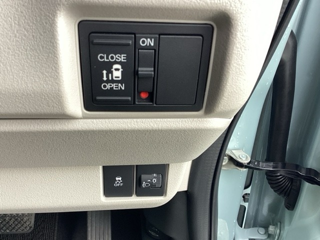 ホンダ Ｎ　ＢＯＸ ６６０ ファッションスタイル R7年 (近畿) 99