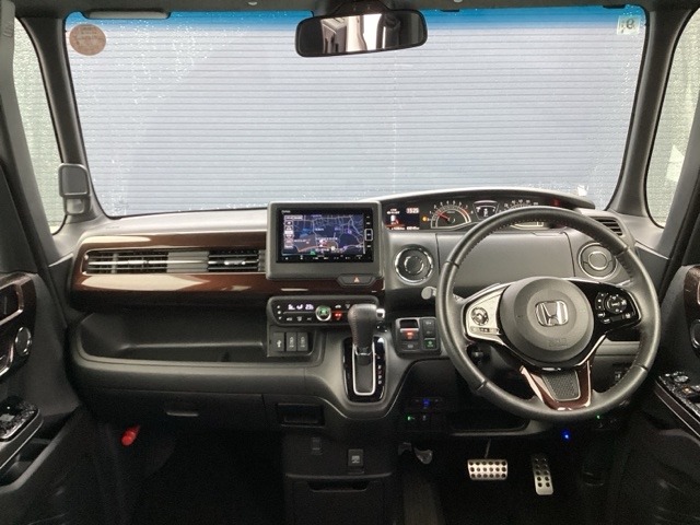 ホンダ Ｎ　ＢＯＸ カスタム ６６０ Ｌ ターボ コーディネートスタイル R4年 (近畿) 99