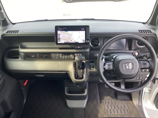 ホンダ Ｎ　ＢＯＸ カスタム ６６０ ターボ コーディネートスタイル モノトーン R7年 (近畿) 99