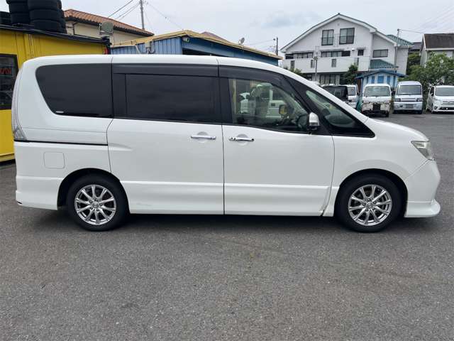 日産 セレナ ２．０ ハイウェイスター Ｓ－ＨＹＢＲＩＤ H25年 (関東) 99