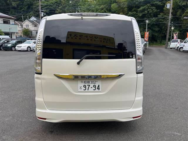 日産 セレナ ２．０ ハイウェイスター Ｓ－ＨＹＢＲＩＤ H25年 (関東) 99
