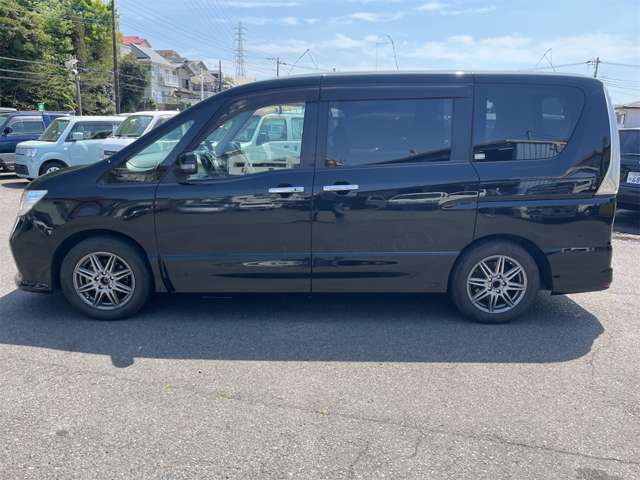 日産 セレナ ２．０ ハイウェイスター Ｖセレクション H23年 (関東) 99