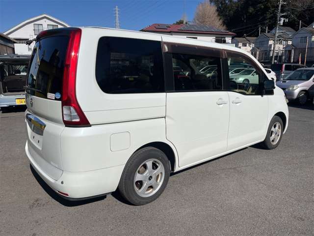 日産 セレナ ２．０ ２０Ｓ H17年 (関東) 99