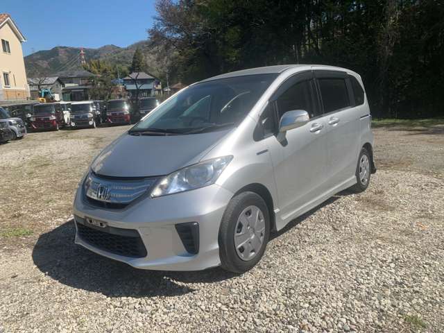 ホンダ フリード　ハイブリッド １．５ ジャストセレクション H25年 (関東) 99