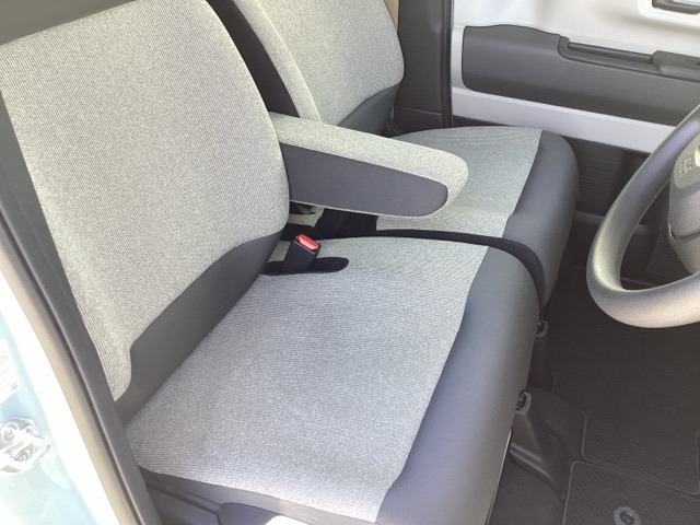ホンダ Ｎ　ＢＯＸ ６６０ ファッションスタイル ２トーン R7年 (近畿) 99