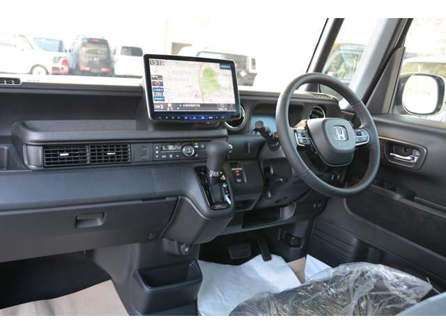 ホンダ Ｎ　ＢＯＸ カスタム ６６０ ターボ R8年 (近畿) 99