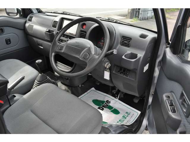 ダイハツ ハイゼットトラック ６６０ ジャンボ ３方開 ４ＷＤ H25年 (近畿) 99