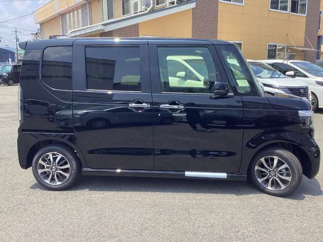 ホンダ Ｎ　ＢＯＸ カスタム ６６０ R8年 (近畿) 99