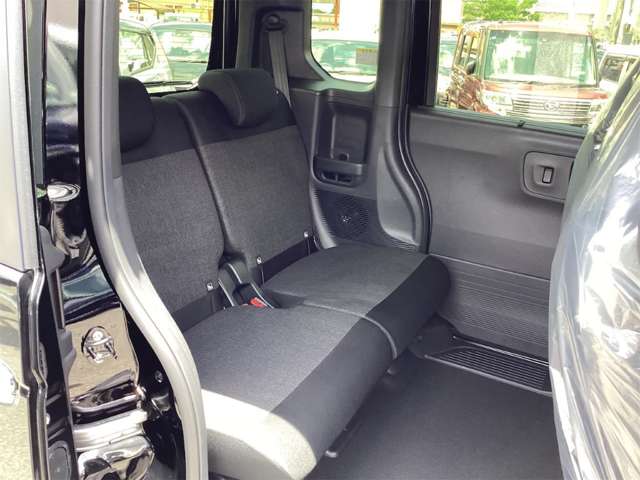 ホンダ Ｎ　ＢＯＸ カスタム ６６０ R8年 (近畿) 99
