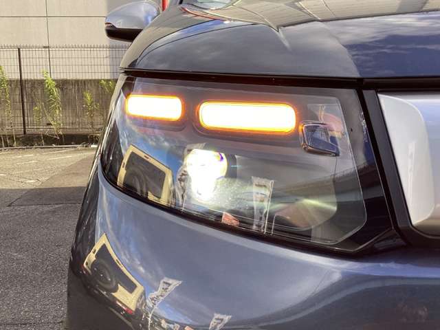 ホンダ フリード　ハイブリッド １．５ Ｅ：ＨＥＶ クロスター R8年 (近畿) 99