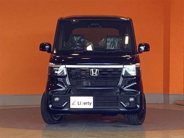 ホンダ Ｎ　ＢＯＸ カスタム ６６０ ターボ ブラック スタイル R8年 (近畿) 99