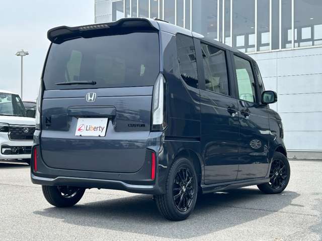 ホンダ Ｎ　ＢＯＸ カスタム ６６０ ブラック スタイル R8年 (近畿) 99