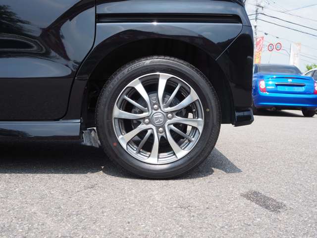 ホンダ Ｎ　ＢＯＸ カスタム ６６０ Ｌ R4年 (東海) 99