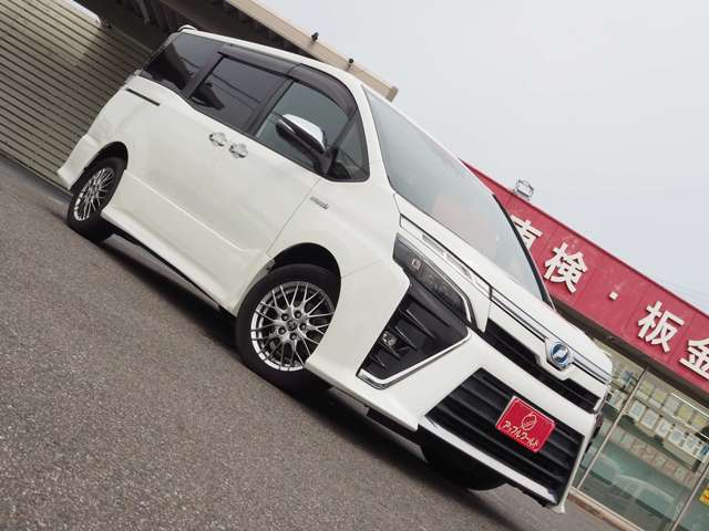 トヨタ ヴォクシー １．８ ハイブリッド ＺＳ 煌 H30年 (東海) 99