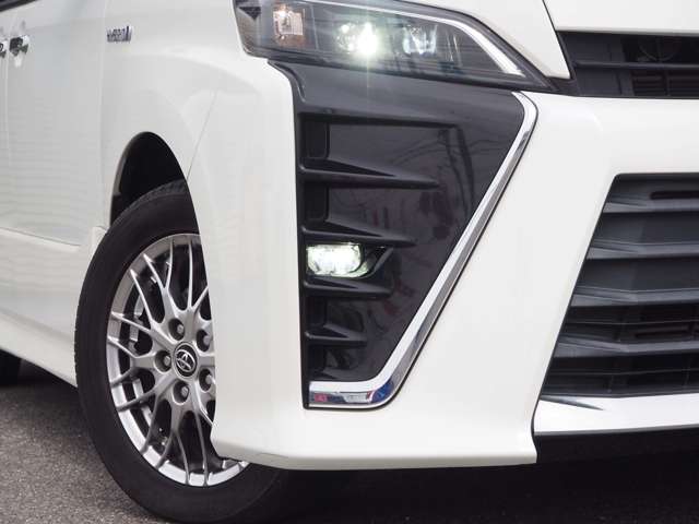 トヨタ ヴォクシー １．８ ハイブリッド ＺＳ 煌 H30年 (東海) 99