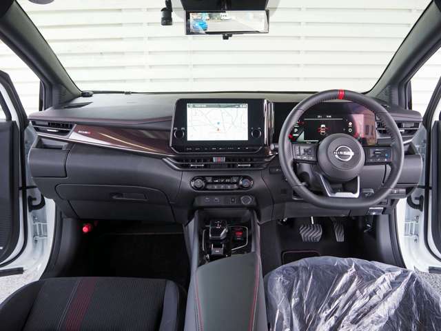 日産 ノートオーラ １．２ ＮＩＳＭＯ チューンド Ｅ－ＰＯＷＥＲ ４ＷＤ R8年 (東海) 99