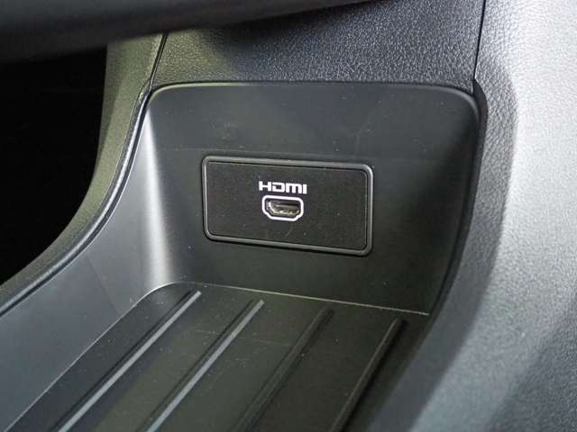 日産 ノートオーラ １．２ ＮＩＳＭＯ チューンド Ｅ－ＰＯＷＥＲ ４ＷＤ R8年 (東海) 99