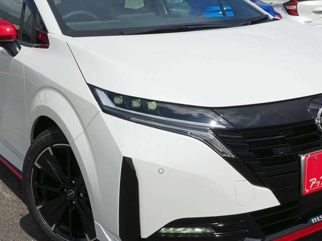 日産 ノートオーラ １．２ ＮＩＳＭＯ チューンド Ｅ－ＰＯＷＥＲ ４ＷＤ R8年 (東海) 99