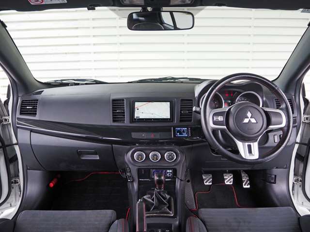 三菱 ランサー ２．０ ファイナルエディション ４ＷＤ H28年 (東海) 99