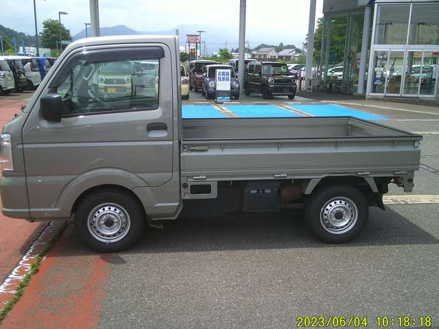スズキ キャリイトラック ６６０ ＫＣエアコン・パワステ ３方開 ４ＷＤ R7年 (関東) 99