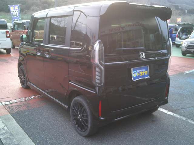 ホンダ Ｎ　ＢＯＸ カスタム ６６０ Ｌ ターボ スタイルプラス ブラック ４ＷＤ R4年 (関東) 99
