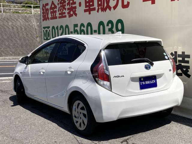 トヨタ アクア １．５ Ｓ H27年 (中国) 99