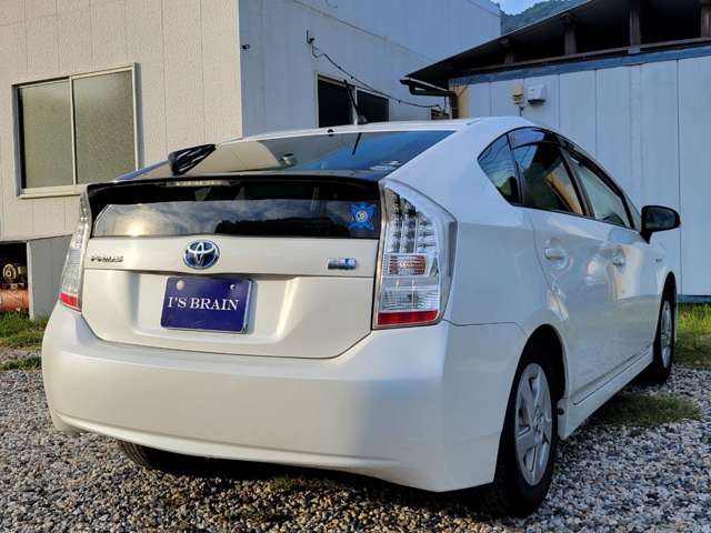 トヨタ プリウス １．８ Ｓ ＬＥＤエディション H22年 (中国) 99