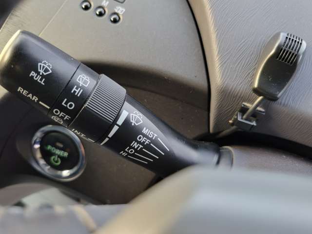 トヨタ プリウス １．８ Ｓ ＬＥＤエディション H22年 (中国) 99