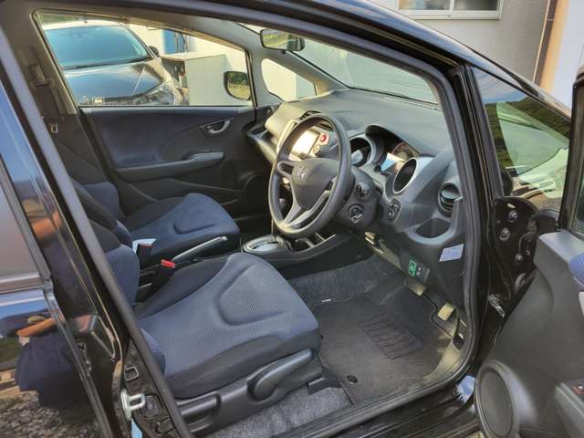 ホンダ フィット １．３ Ｇ H23年 (中国) 99