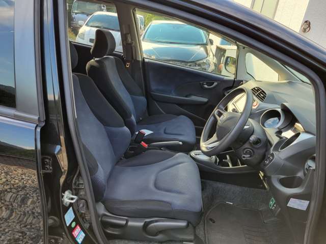 ホンダ フィット １．３ Ｇ H23年 (中国) 99