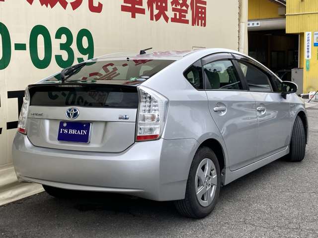 トヨタ プリウス １．８ Ｓ H21年 (中国) 99