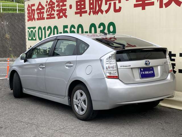 トヨタ プリウス １．８ Ｓ H21年 (中国) 99
