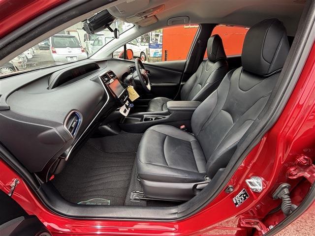 トヨタ プリウス １．８ Ｓ ツーリングセレクション H29年 (東海) 99