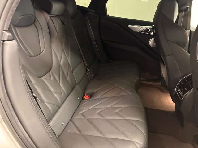 ＢＭＷ ＸＭ ４．４ ４ＷＤ R7年 (近畿) 99
