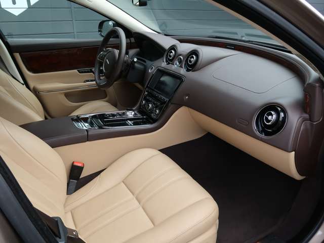 ジャガー ＸＪ ＸＪ ２．０ ラグジュアリー H27年 (関東) 99