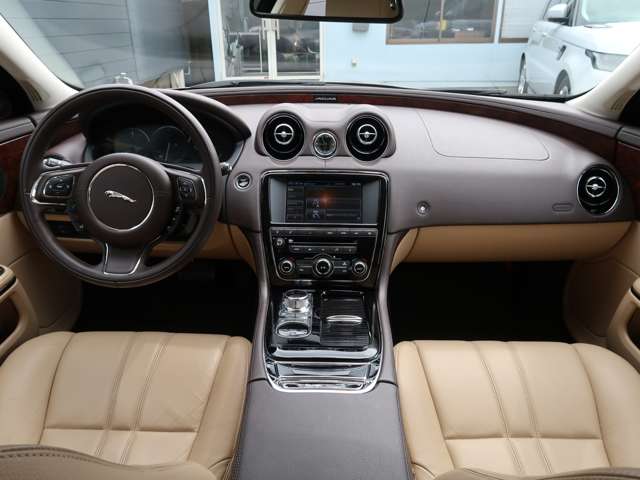 ジャガー ＸＪ ＸＪ ２．０ ラグジュアリー H27年 (関東) 99