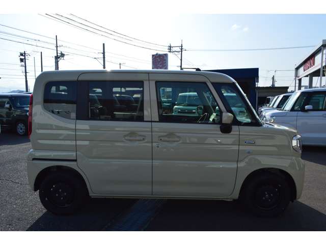 スズキ スペーシア ６６０ ハイブリッド Ｘ ４ＷＤ R7年 (中国) 99