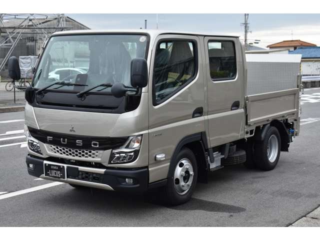 三菱フソウ キャンター ３．０ ダブルキャブ 全低床 ディーゼルターボ R8年 (近畿) 99