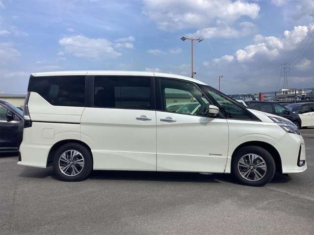 日産 セレナ １．２ Ｅ－ＰＯＷＥＲ ハイウェイスター Ｖ R3年 (近畿) 99