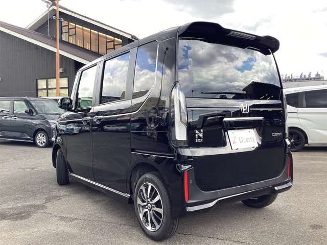ホンダ Ｎ　ＢＯＸ カスタム ６６０ R8年 (近畿) 99