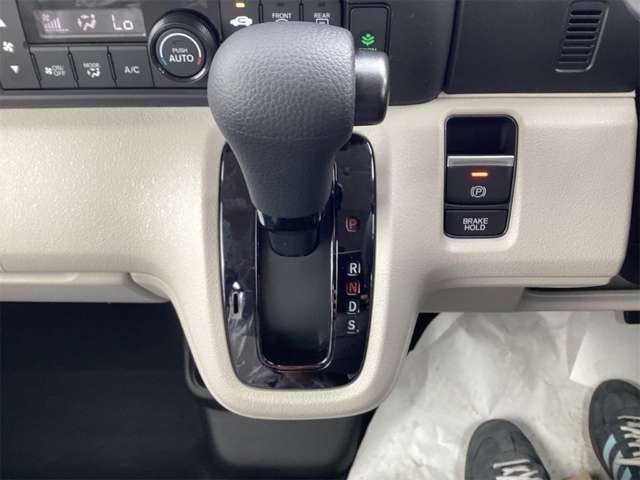 ホンダ Ｎ　ＢＯＸ ６６０ R8年 (近畿) 99