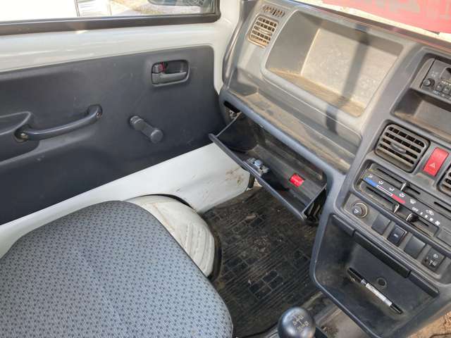 スズキ キャリイトラック ６６０ ＫＣ パワステ ３方開 ４ＷＤ H27年 (東北) 99