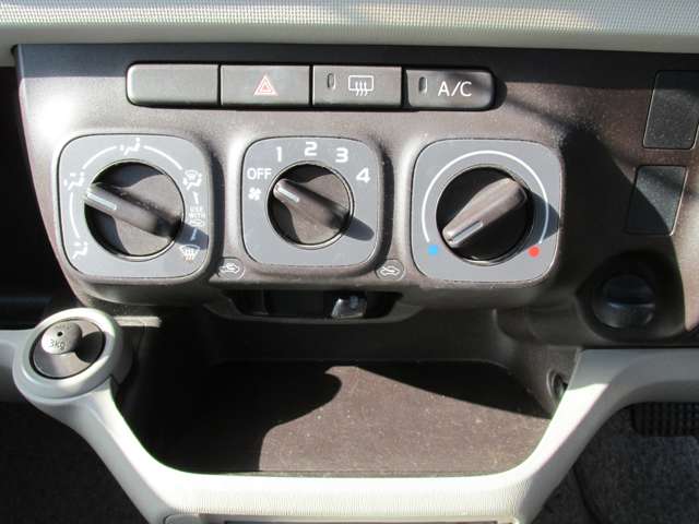 トヨタ パッソ １．０ Ｘ ユルリ ４ＷＤ H23年 (東北) 99