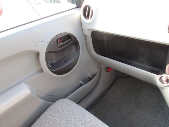 トヨタ パッソ １．０ Ｘ ユルリ ４ＷＤ H23年 (東北) 99